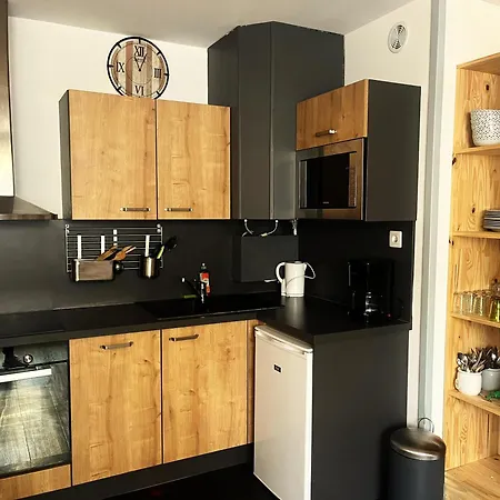 L'armazan - Pieds De Piste Plat D'adet *