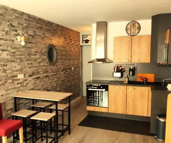 L'armazan - Pieds De Piste Plat D'adet Daire Saint-Lary-Soulan