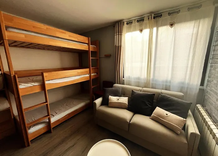 L'armazan - Pieds De Piste Plat D'adet * Saint-Lary-Soulan