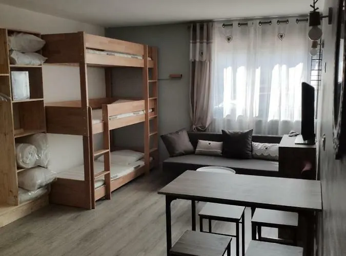 L'armazan - Pieds De Piste Plat D'adet *